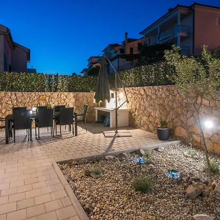 Vikendica Beautiful In With Wifi Njivice