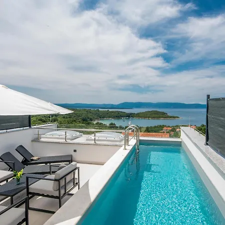 Luxurious Home In Njivice *